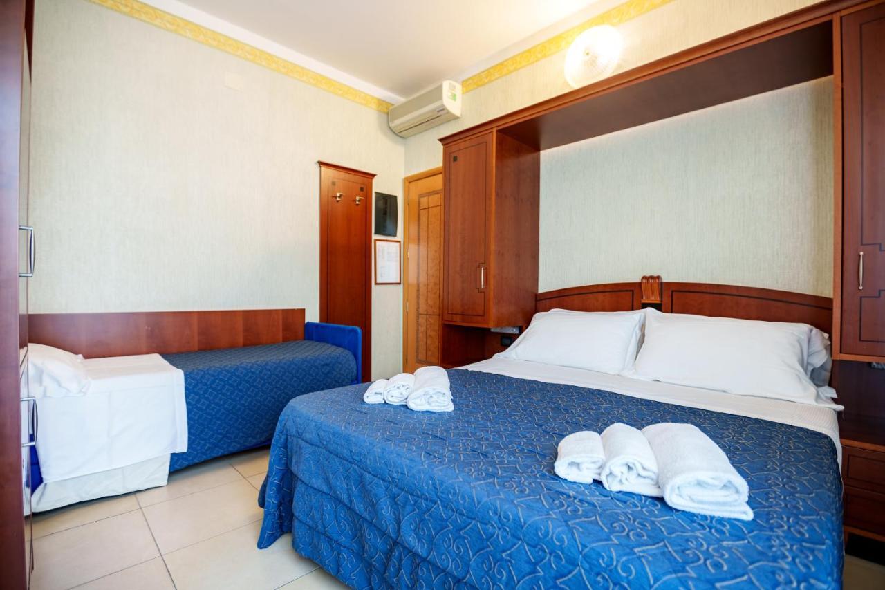 Hotel Rex Rimini Extérieur photo
