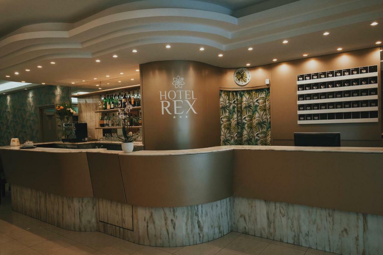 Hotel Rex Rimini Extérieur photo